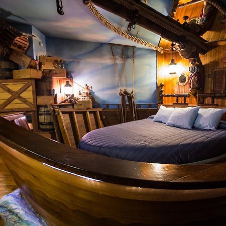Feather Nest Inn (Adults Only) Cherry Hills Village Екстериор снимка